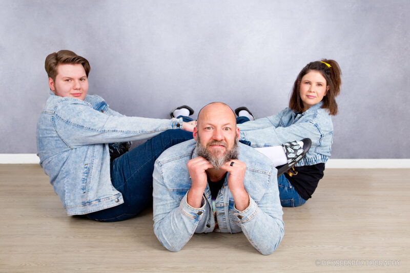 Awkward 80's Style Family Photo Session Pretoria East